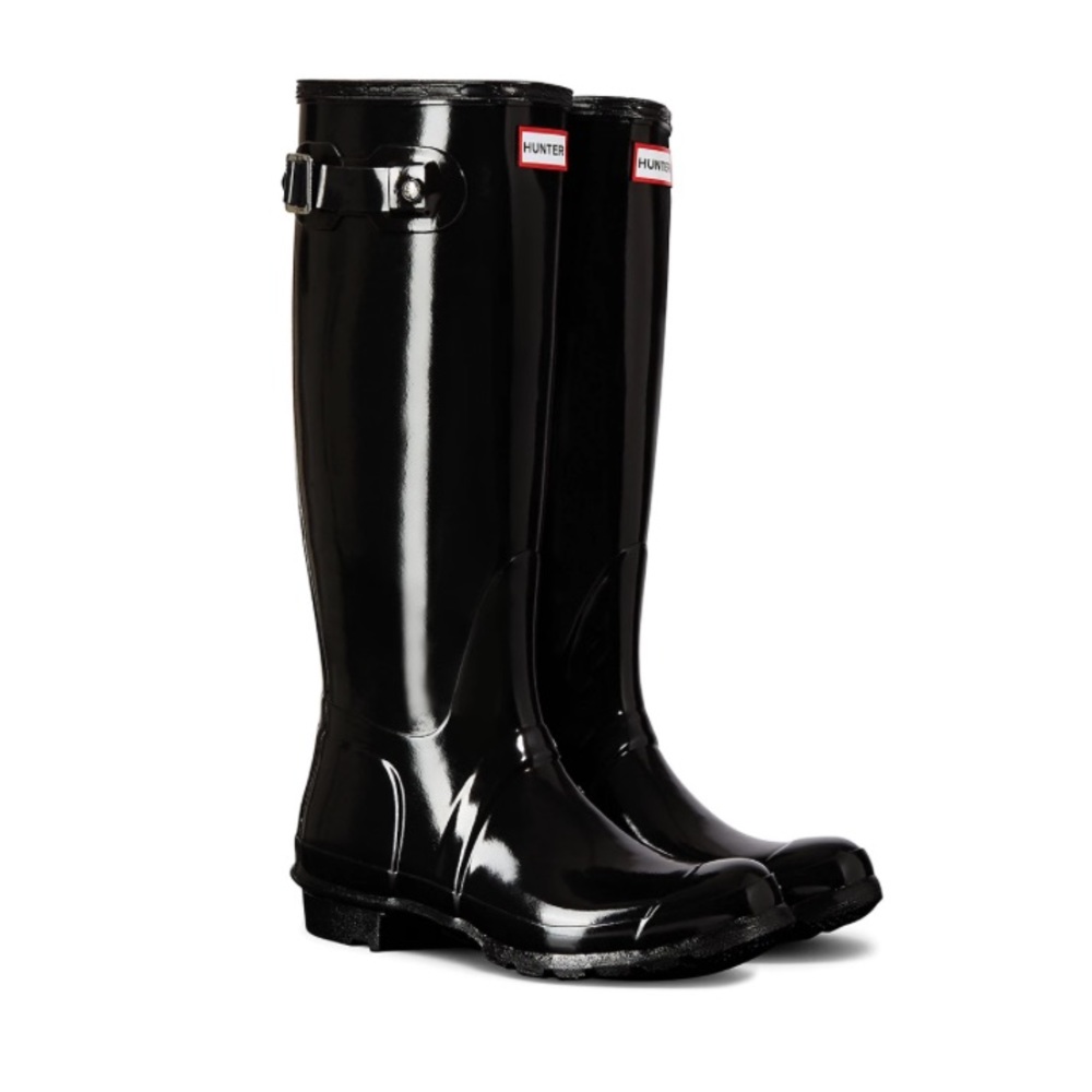 Black hunter boots